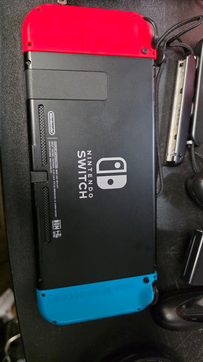Nintendo Switch with Blue and Red Joy-con [Version 2]